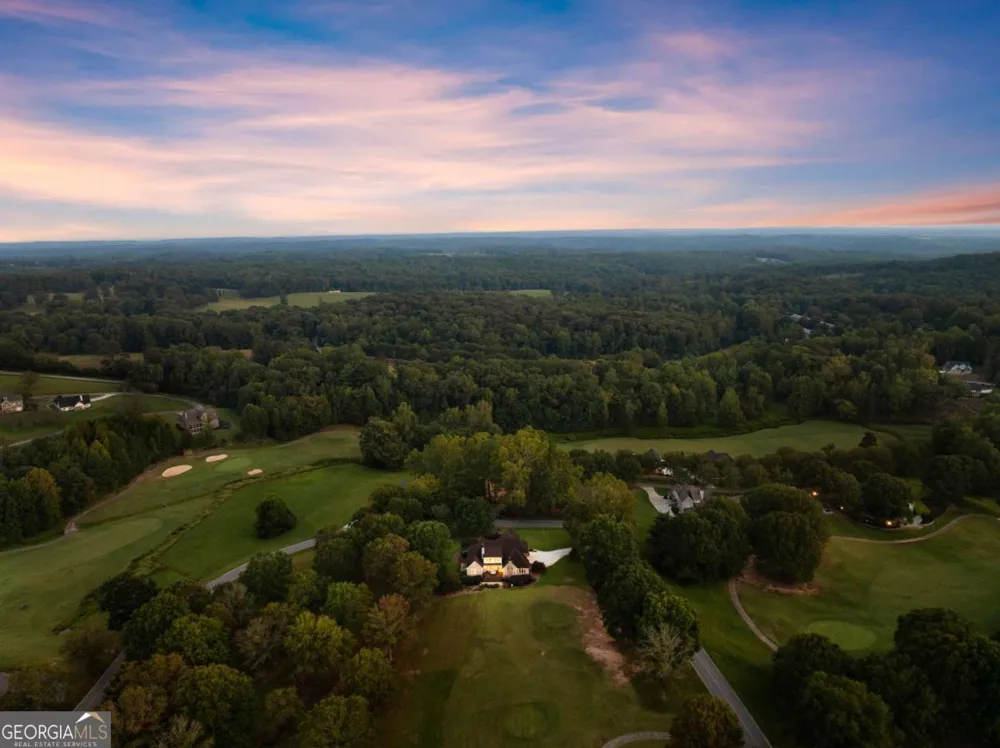 526 Orchard DR Clarkesville, GA 30523