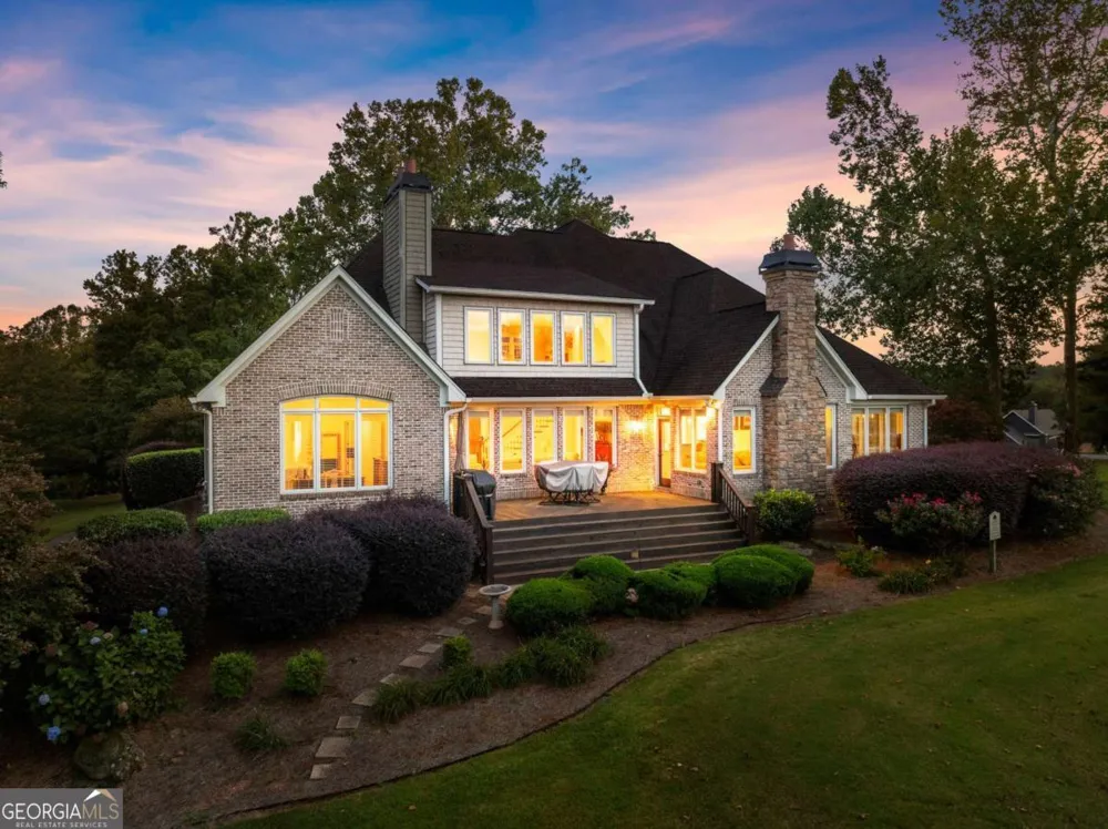 526 Orchard DR Clarkesville, GA 30523