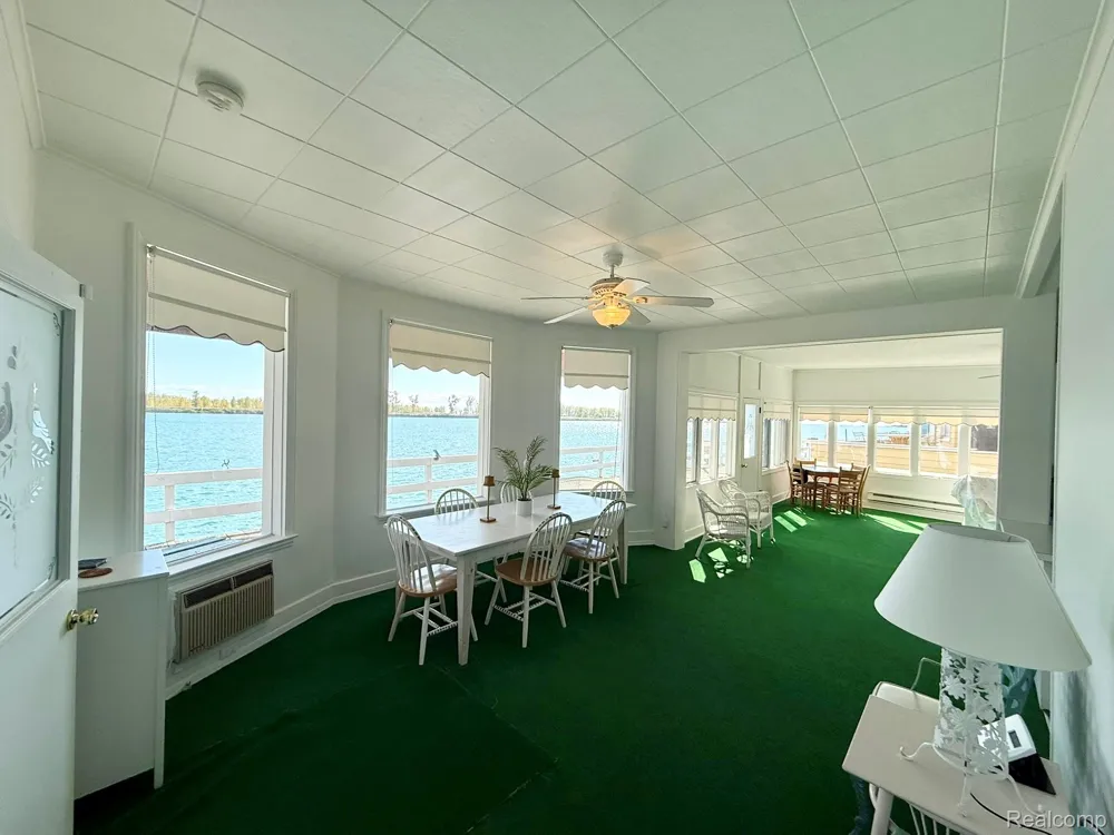 9963 S Channel Dr Clay Township, MI 48028