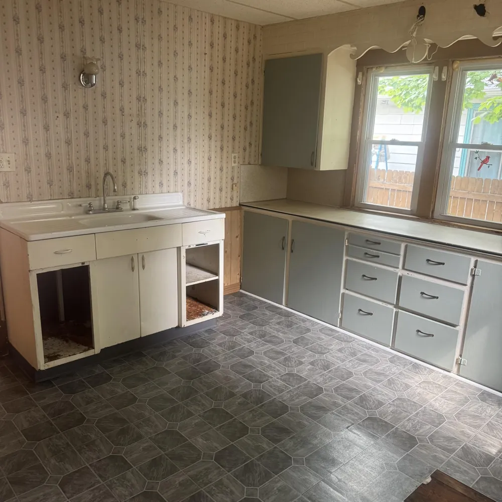 1730 Elwood Street Muskegon, MI 49442