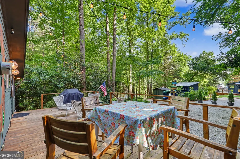 276 Fulton RD Tiger, GA 30576