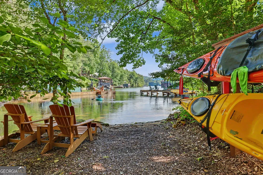 276 Fulton RD Tiger, GA 30576