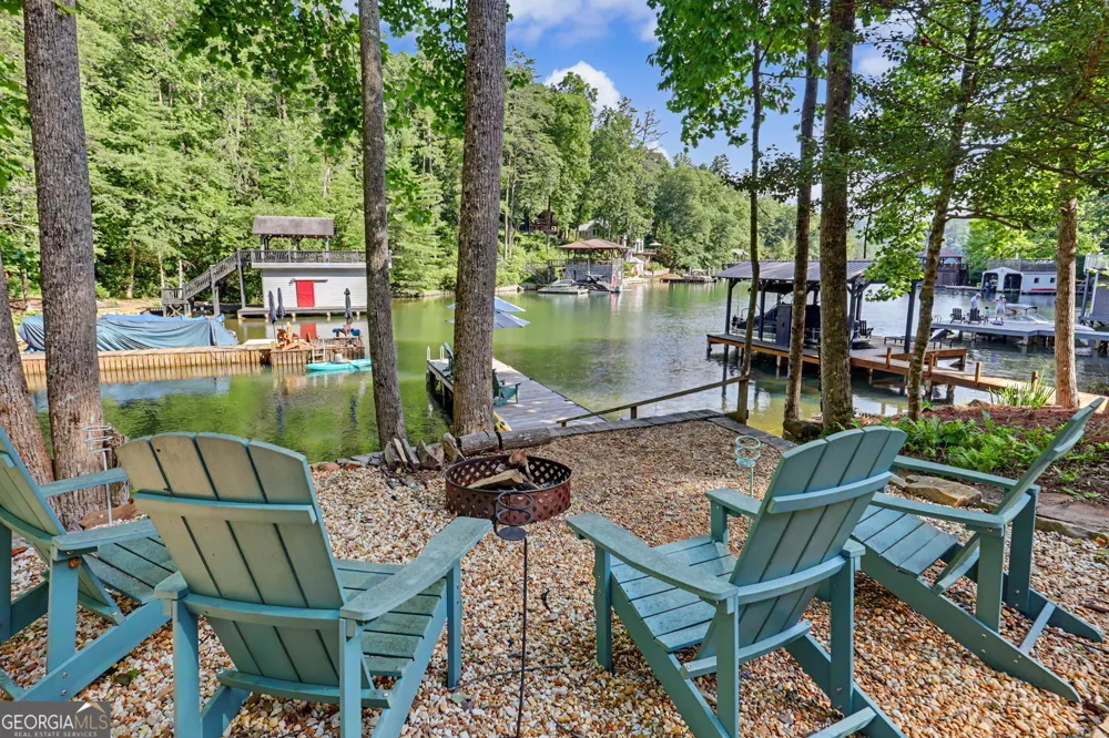 276 Fulton RD Tiger, GA 30576