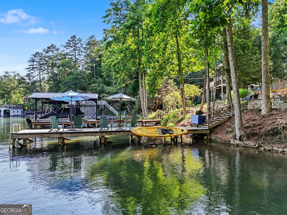 276 Fulton RD Tiger, GA 30576