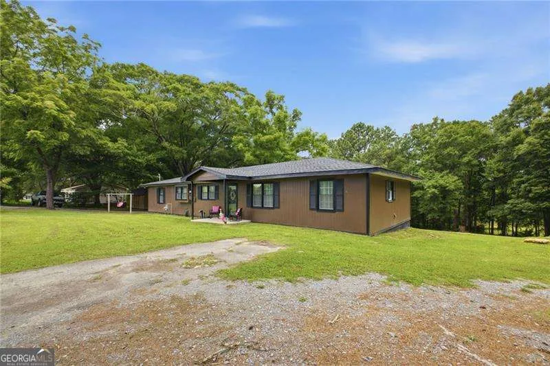 530 Old Cedartown RD Rockmart, GA 30153
