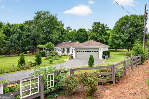1740 Old Buckhead RD