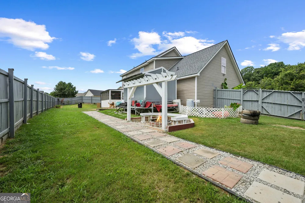 40 Benjamin PT Oxford, GA 30054