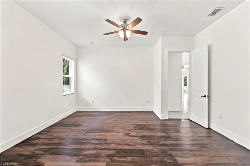 1853 Della Drive Naples, FL 34117