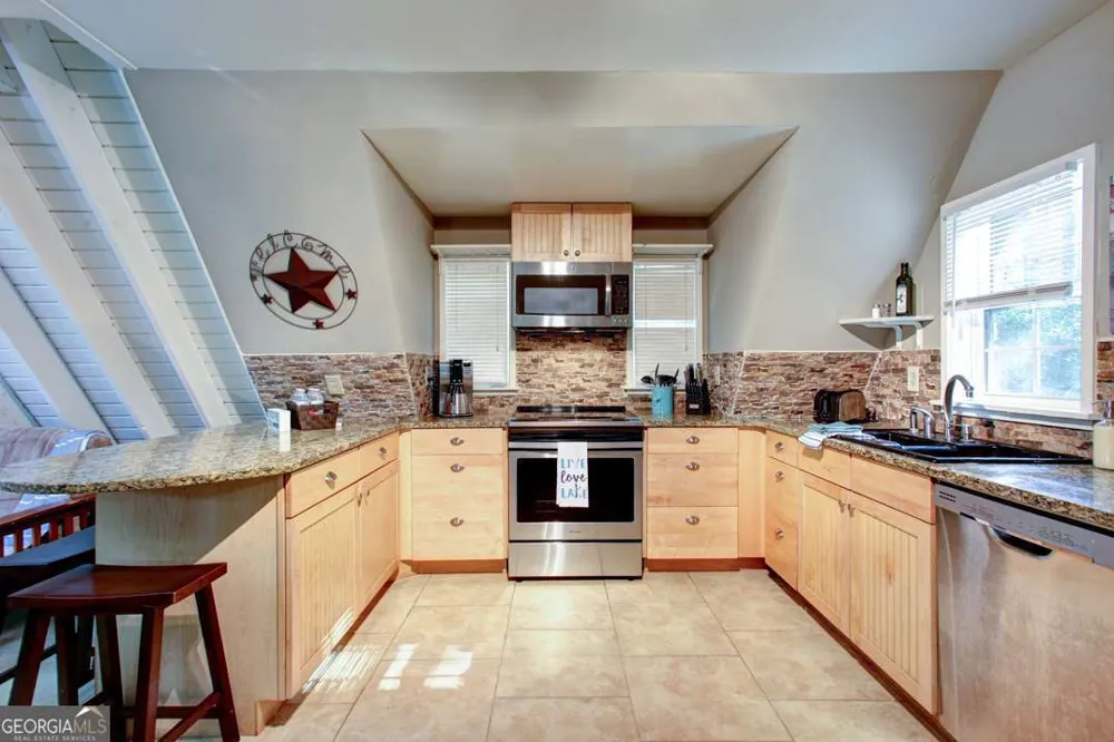 502 BENTWOOD DR Woodstock, GA 30189