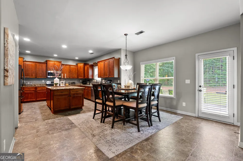 105 Renae LN Hogansville, GA 30230