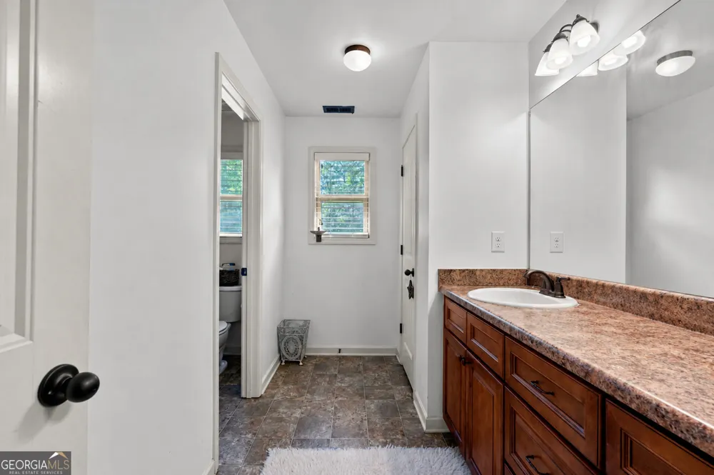 105 Renae LN Hogansville, GA 30230