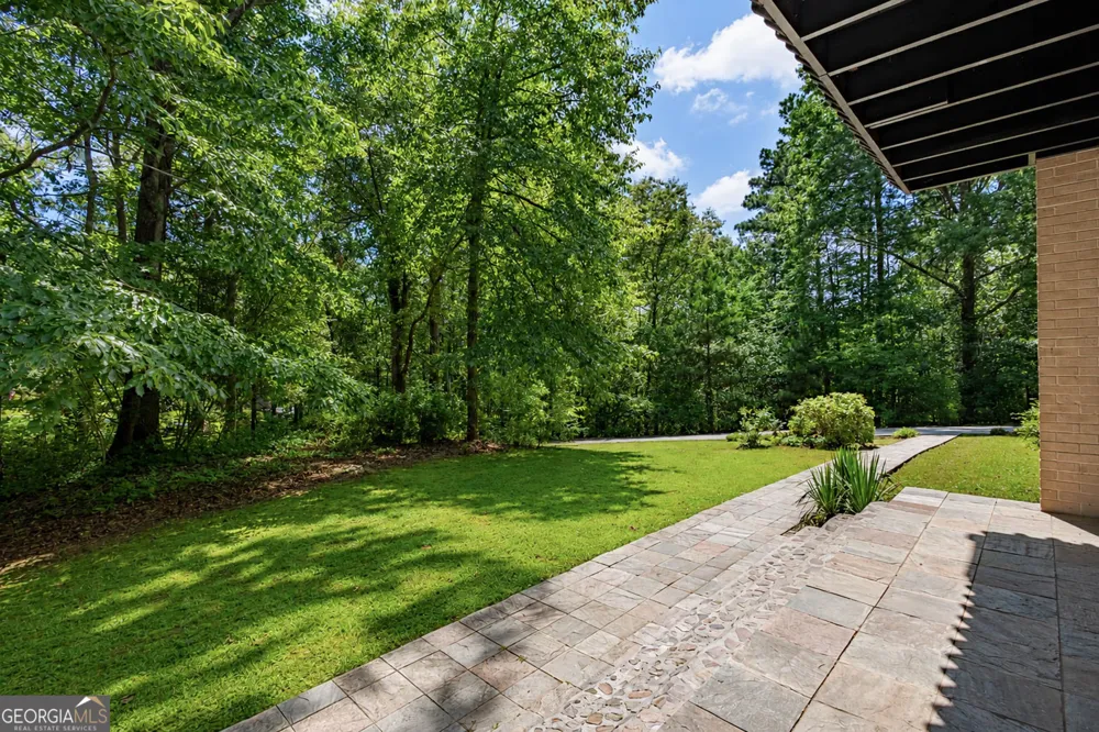106 Anna Ridge DR Heflin, AL 36264