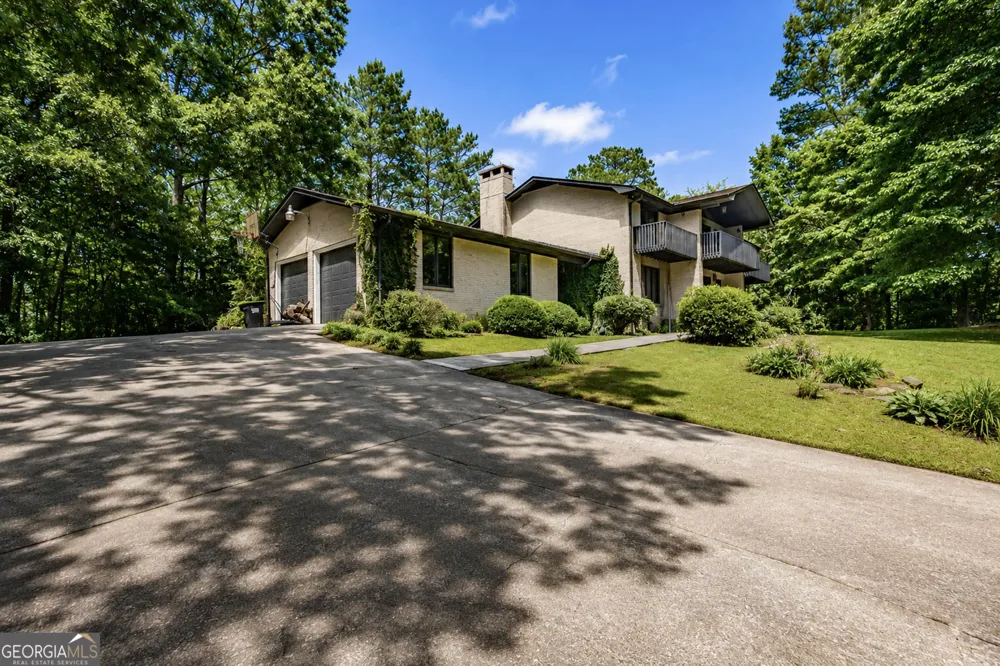 106 Anna Ridge DR Heflin, AL 36264