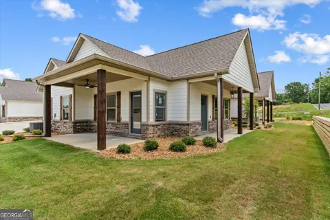 88 Maddox LN