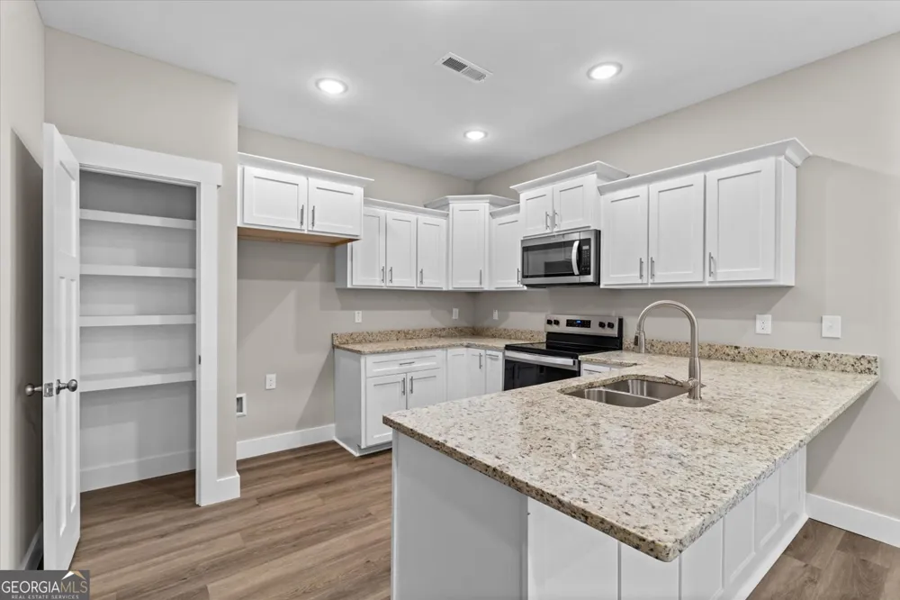 88 Maddox LN Chatsworth, GA 30705
