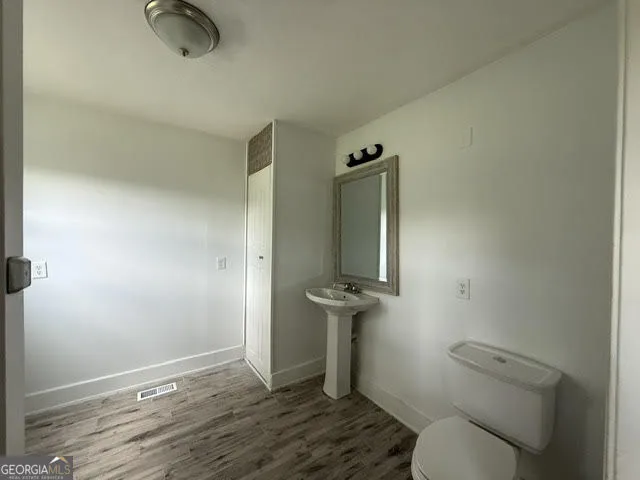 210 W James CIR Hampton, GA 30228