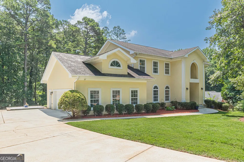 5950 Sequoia LN Douglasville, GA 30135