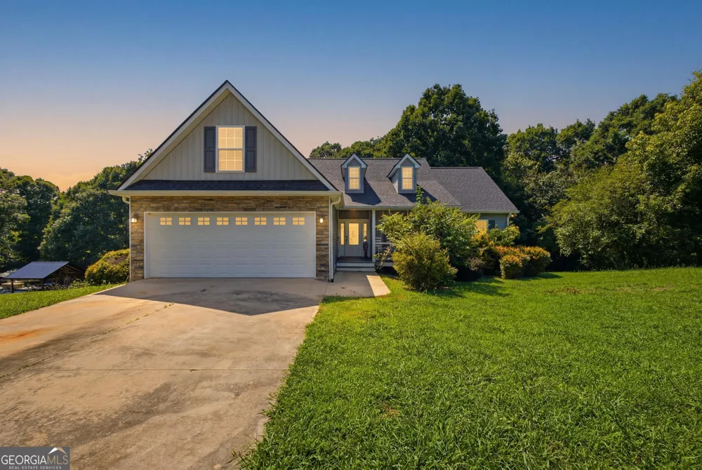 208 Stonington DR Mount Airy, GA 30563