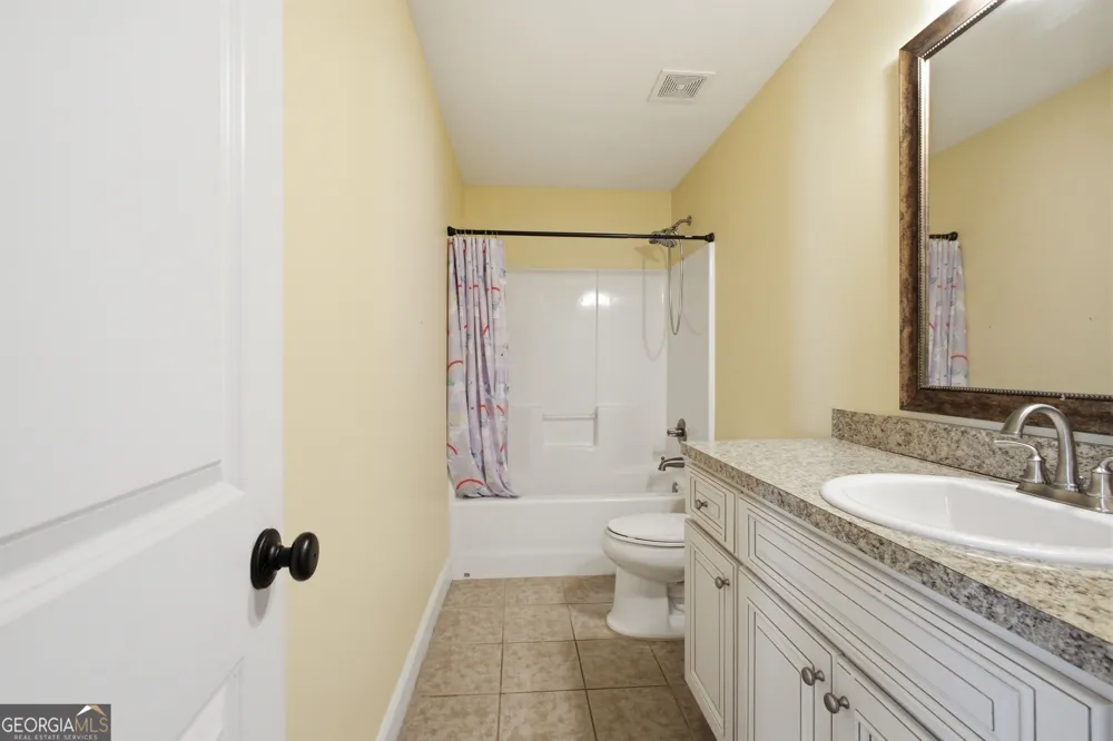 208 Stonington DR Mount Airy, GA 30563
