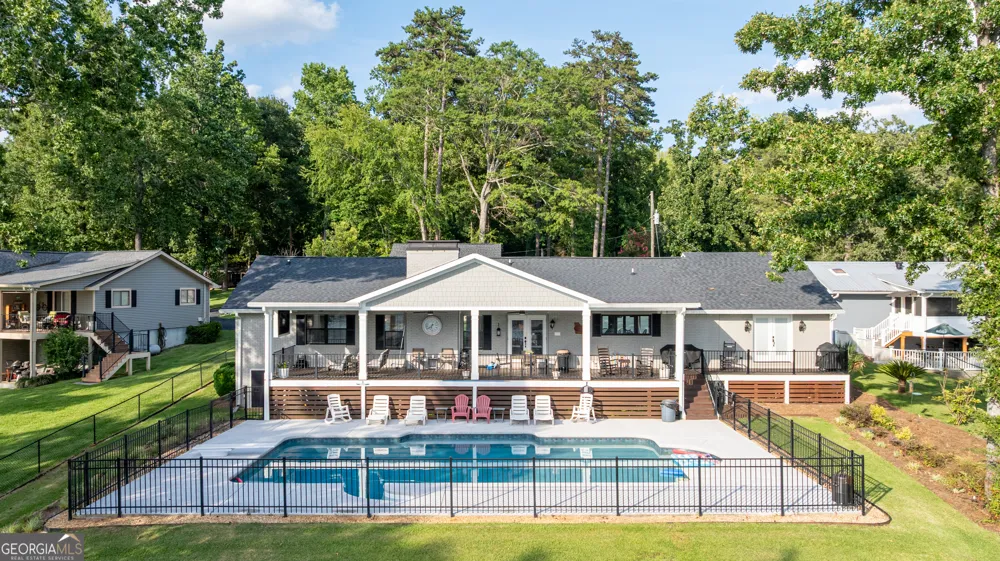 139 Admiralty Way Milledgeville, GA 31061
