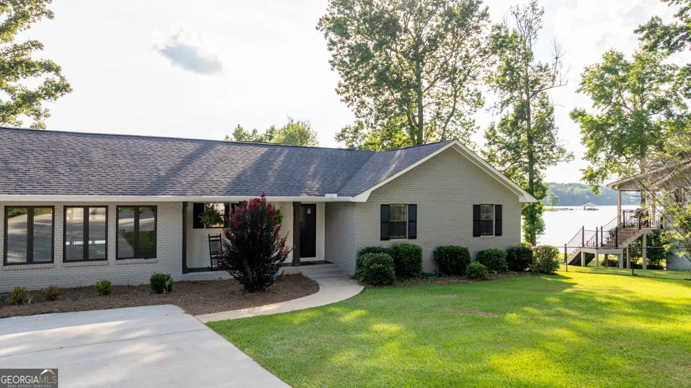 139 Admiralty Way Milledgeville, GA 31061