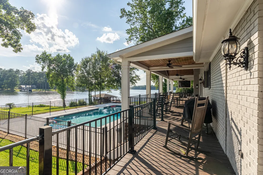 139 Admiralty Way Milledgeville, GA 31061