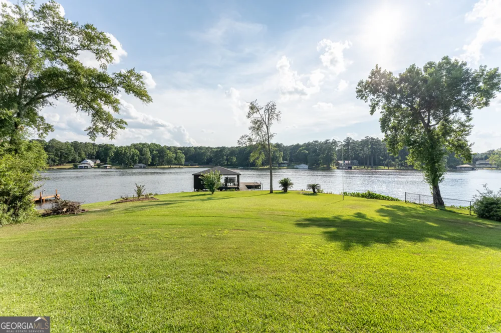 139 Admiralty Way Milledgeville, GA 31061