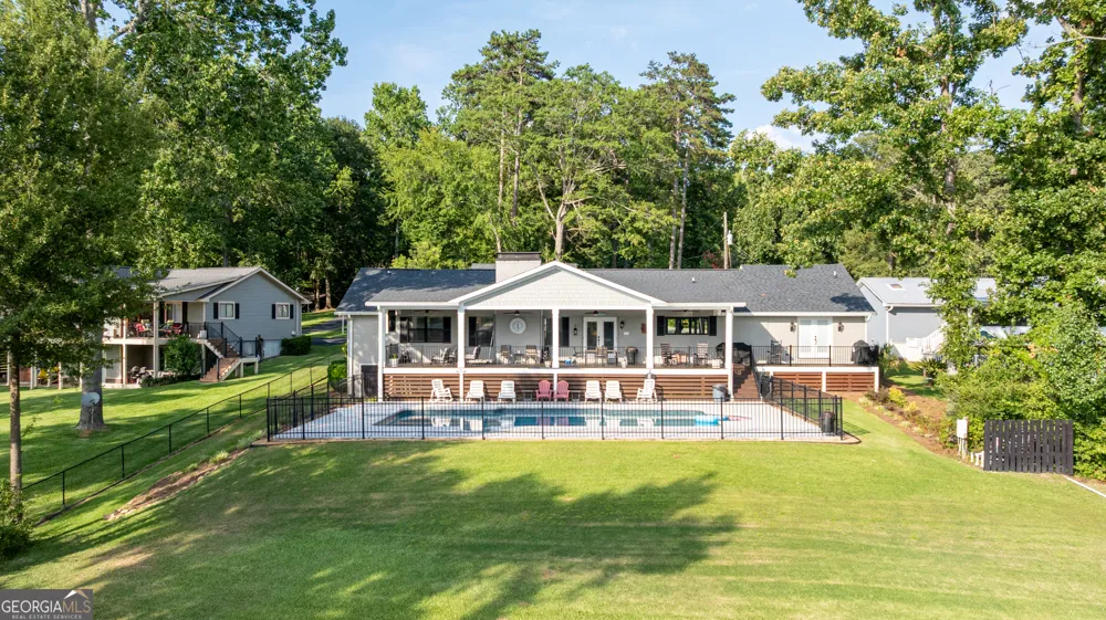 139 Admiralty Way Milledgeville, GA 31061