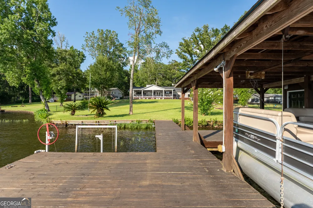 139 Admiralty Way Milledgeville, GA 31061