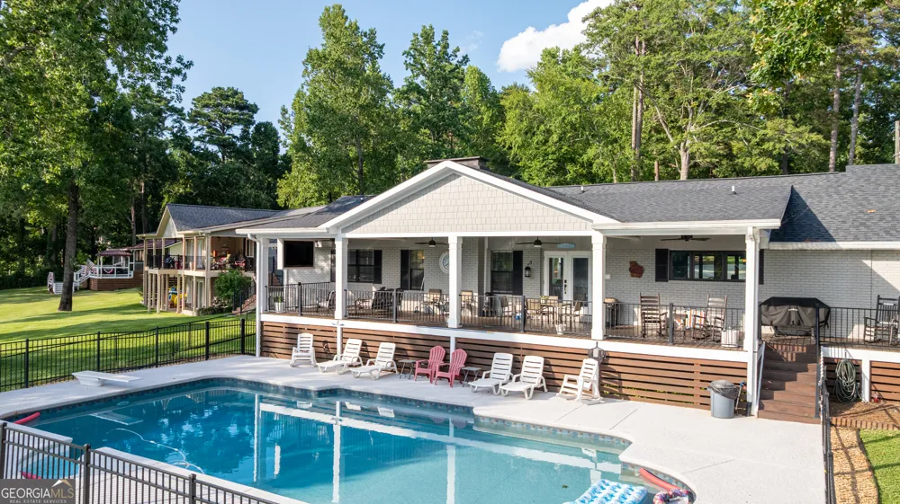 139 Admiralty Way Milledgeville, GA 31061
