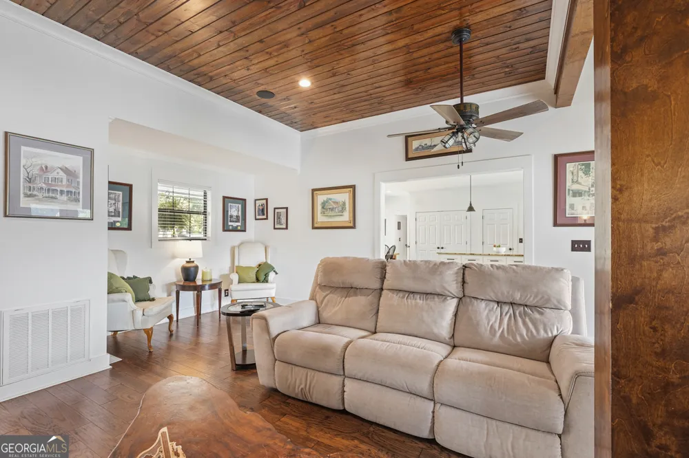 139 Admiralty Way Milledgeville, GA 31061