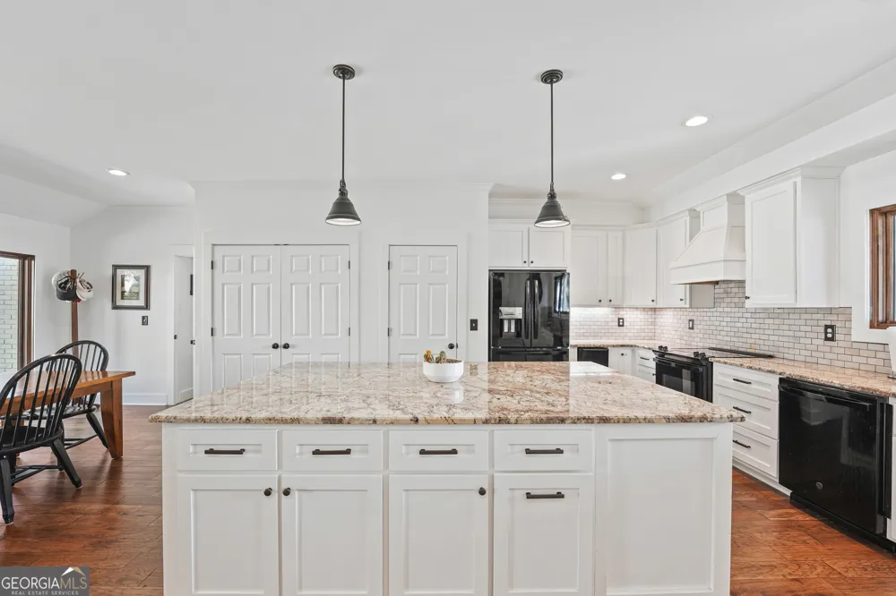 139 Admiralty Way Milledgeville, GA 31061