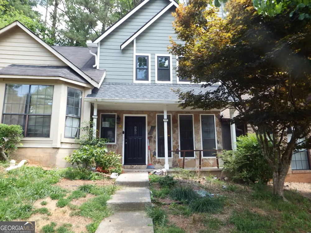 885 Brandy Oaks LN Stone Mountain, GA 30088