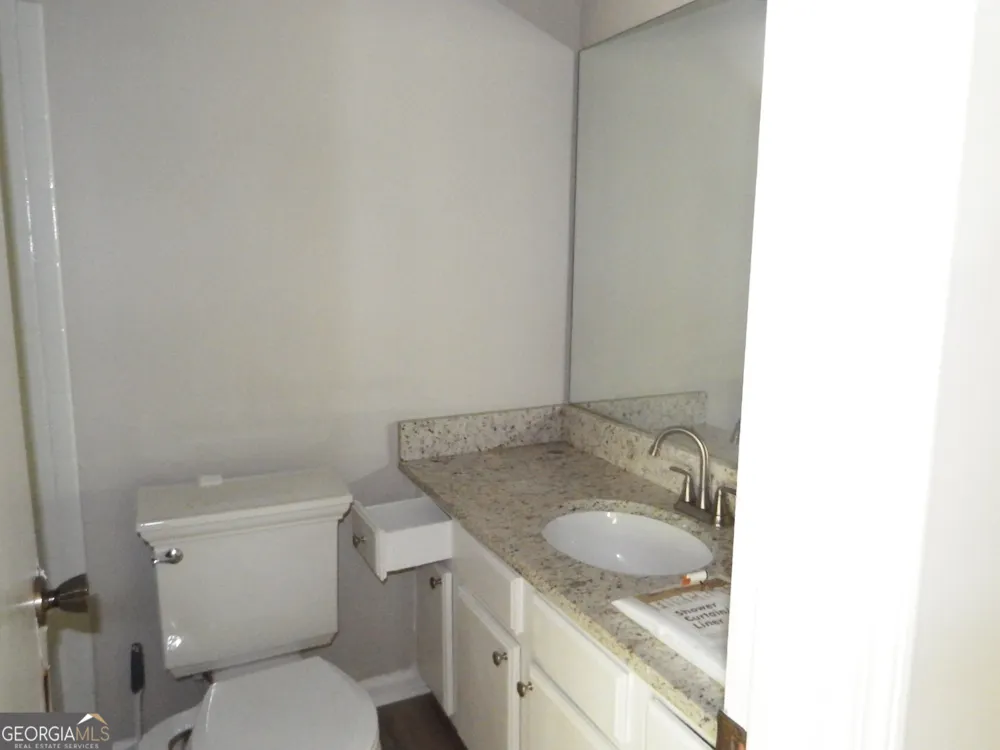 885 Brandy Oaks LN Stone Mountain, GA 30088