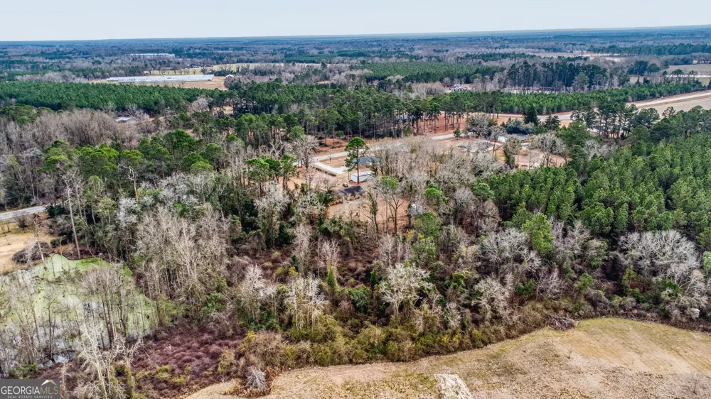9441 Hwy 169 Glennville, GA 30427