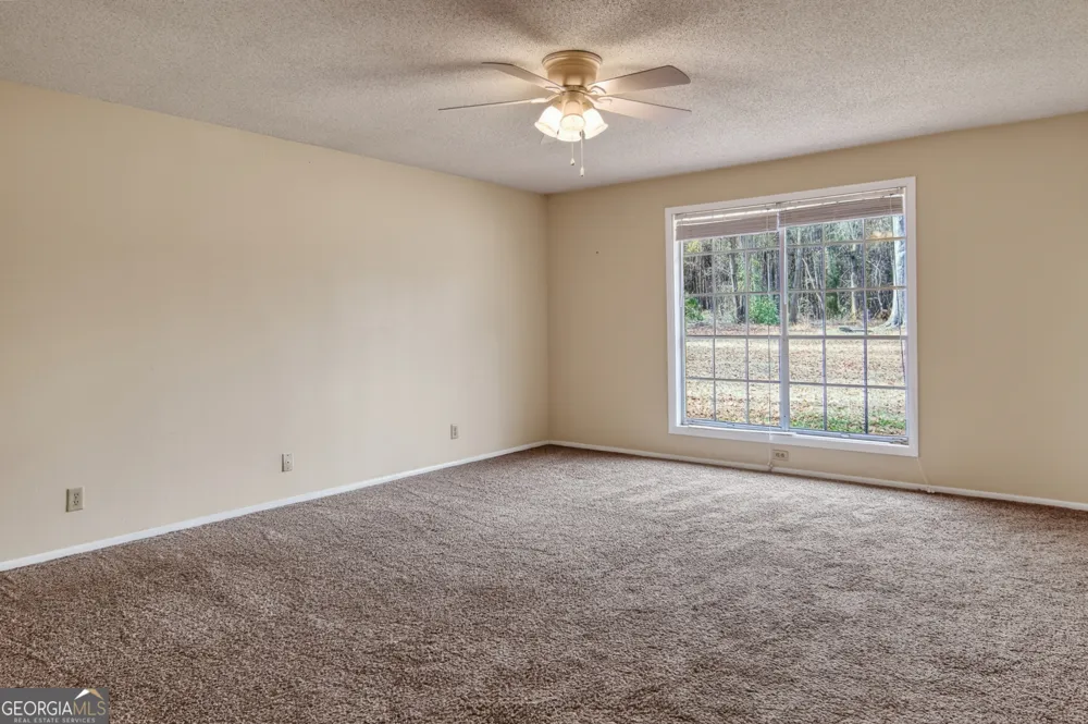 9441 Hwy 169 Glennville, GA 30427