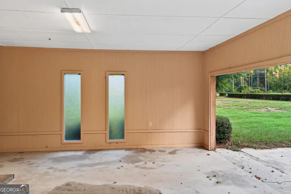 9441 Hwy 169 Glennville, GA 30427
