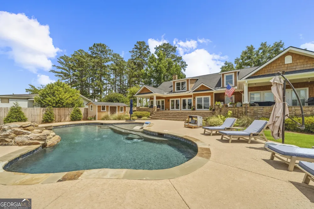 245 Lakeshore CIR Milledgeville, GA 31061