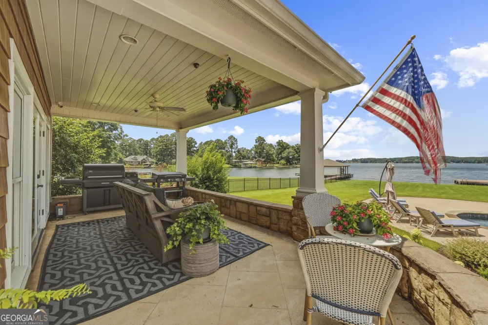 245 Lakeshore CIR Milledgeville, GA 31061