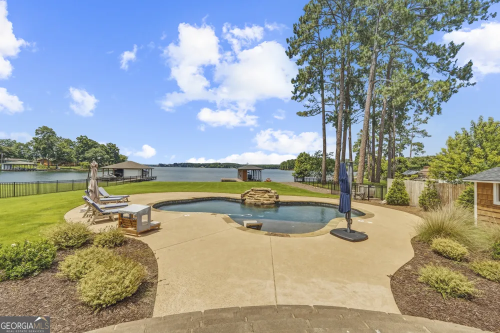 245 Lakeshore CIR Milledgeville, GA 31061