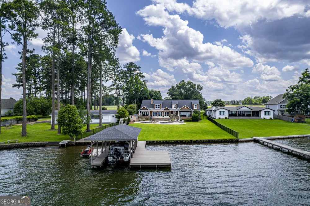 245 Lakeshore CIR Milledgeville, GA 31061