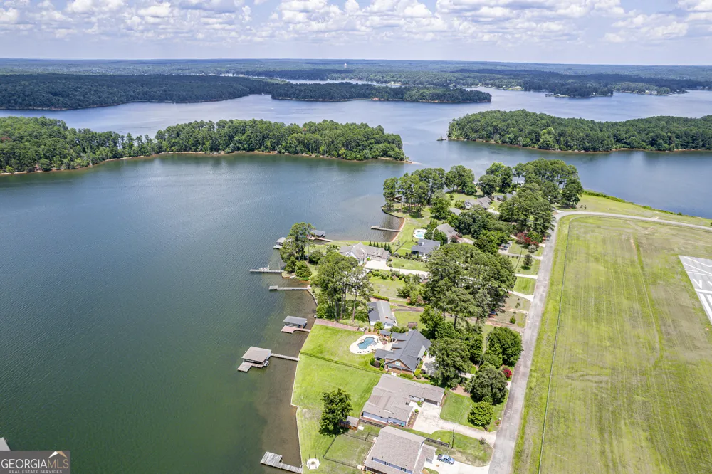 245 Lakeshore CIR Milledgeville, GA 31061