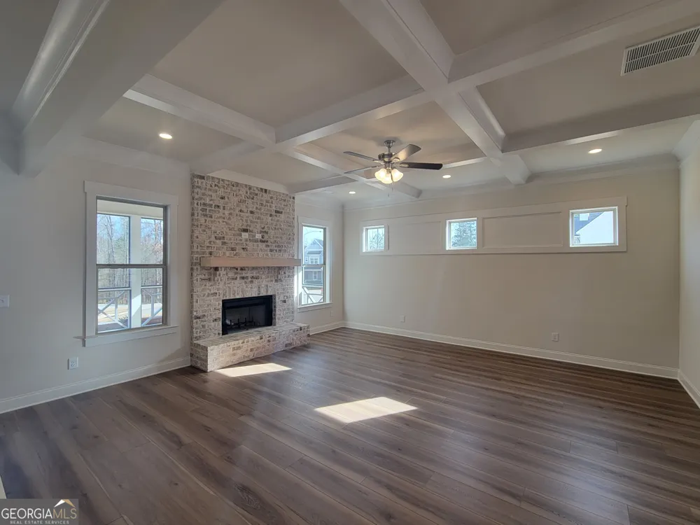 1960 Duncans Mill LN Jefferson, GA 30549