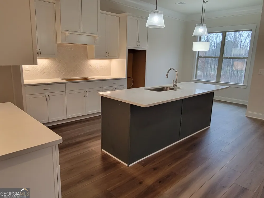 1960 Duncans Mill LN Jefferson, GA 30549