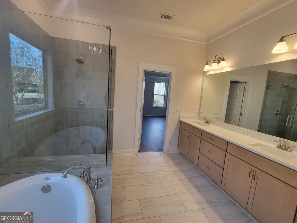 1960 Duncans Mill LN Jefferson, GA 30549