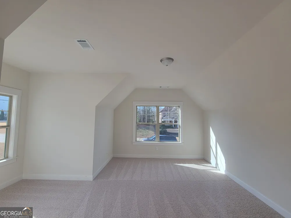 1960 Duncans Mill LN Jefferson, GA 30549