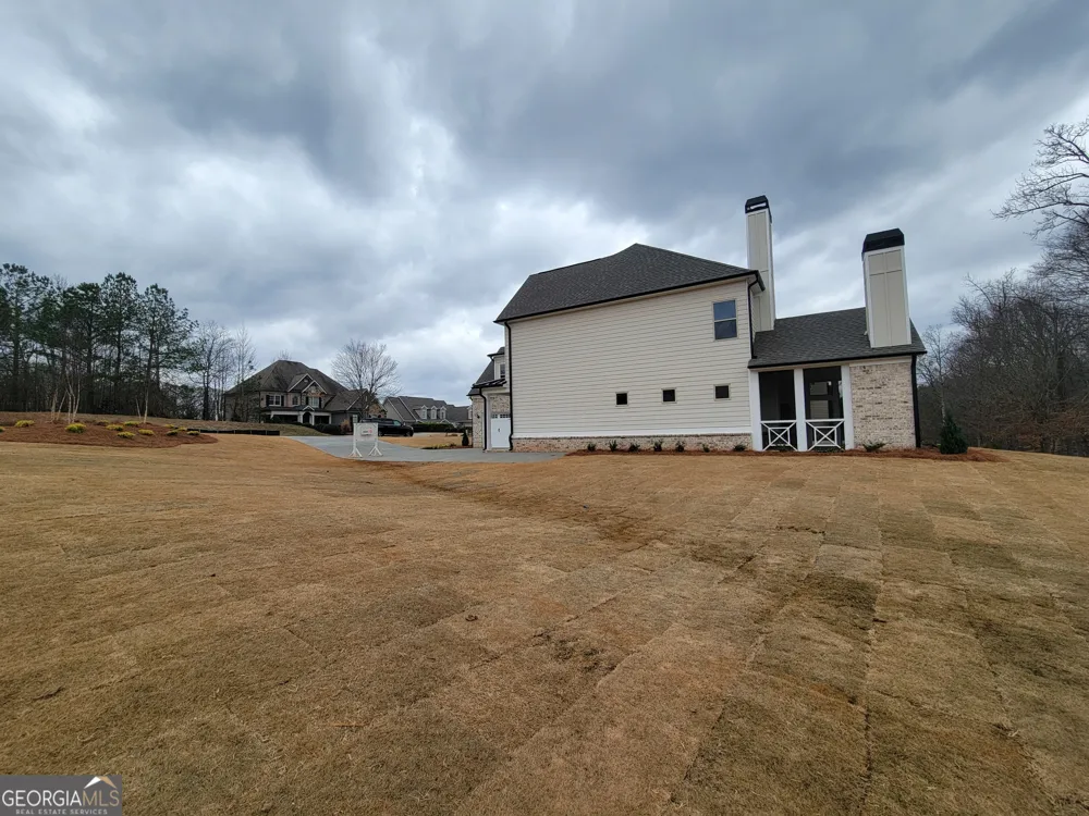 1960 Duncans Mill LN Jefferson, GA 30549