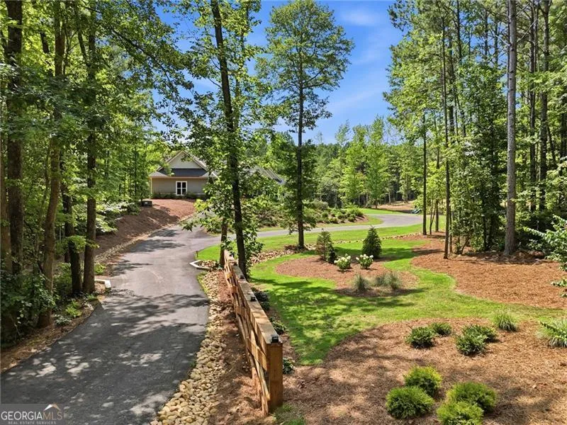 24 Simpson RD Bremen, GA 30110