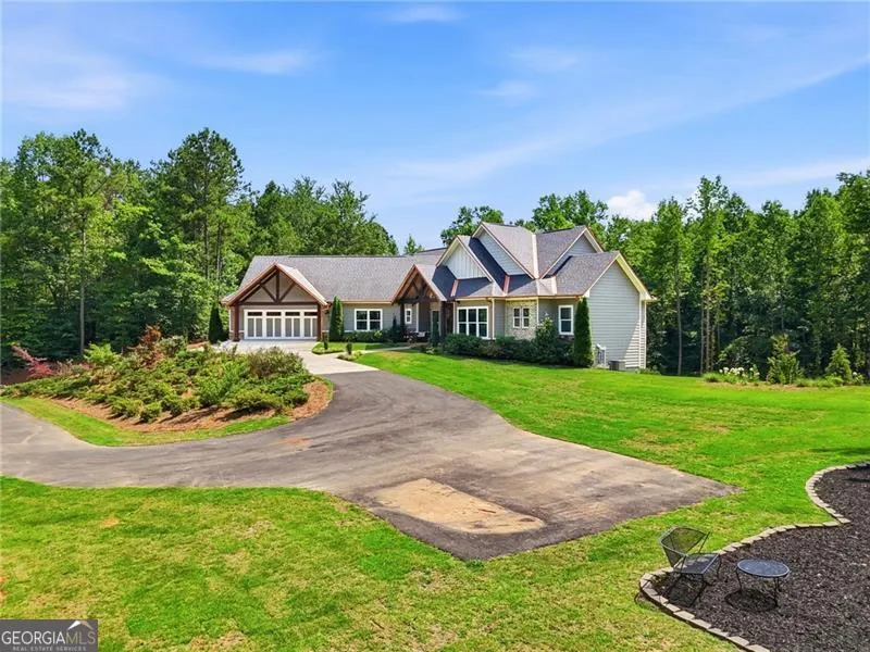 24 Simpson RD Bremen, GA 30110