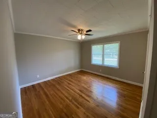 256 E Broad ST Winder, GA 30680